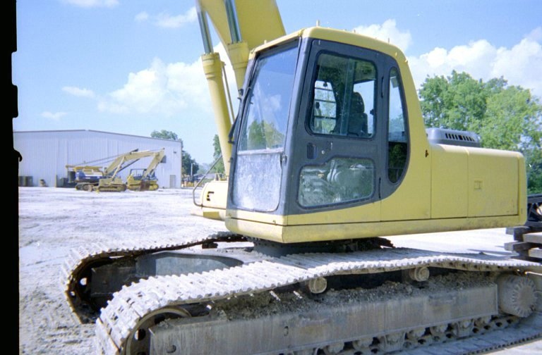 download Komatsu PC220LC 6 STD Excavator able workshop manual