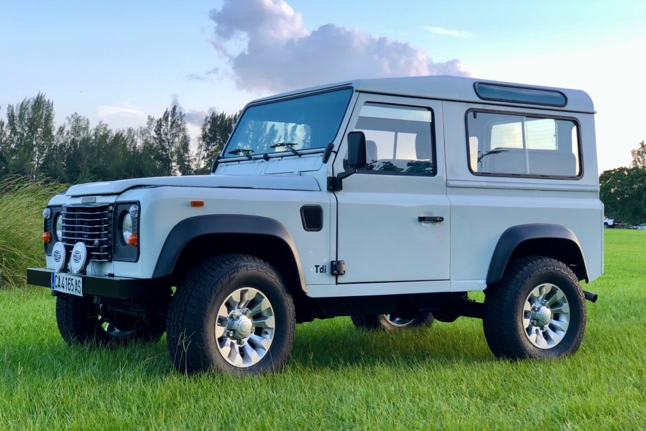 download Land Rover Defender able workshop manual