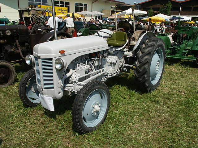 download Massey Ferguson 1946 TE 20 tractor workshop manual