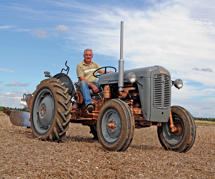 download Massey Ferguson MF35 tractor workshop manual