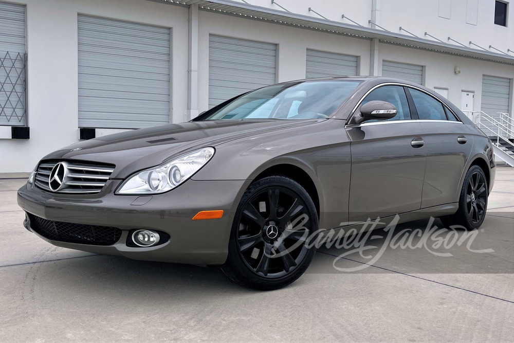 download Mercedes Benz CLS500 able workshop manual