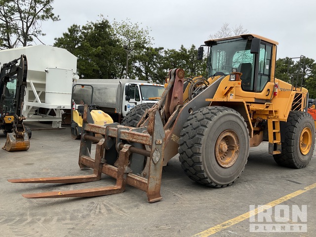 download VOLVO L150F Wheel Loader able workshop manual